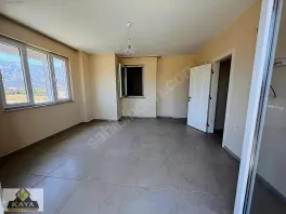 Doğa Manzaralı Kapalı Otoparklı Köşe Parsel 3+1 Villa — fotoğraf 4
