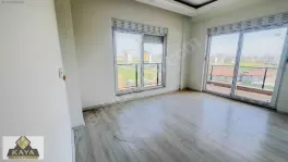 Havuzlu site içi 2+1 büyüklüğünde büyük balkonlu 1+1 — fotoğraf 14
