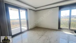 Caddeye Yakın Katta Doğalgazlı 2+1(AYNI BİNADA 2 DAİRE VAR) — fotoğraf 6