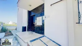 Bahçeyaka mh site içi katta tek 4 cepheli 3+1 — fotoğraf 9