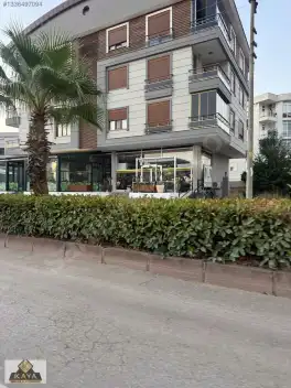 Çiftlik caddesi köşe başı içinde kiracılı dükkan satılık 80 m2 — fotoğraf 6